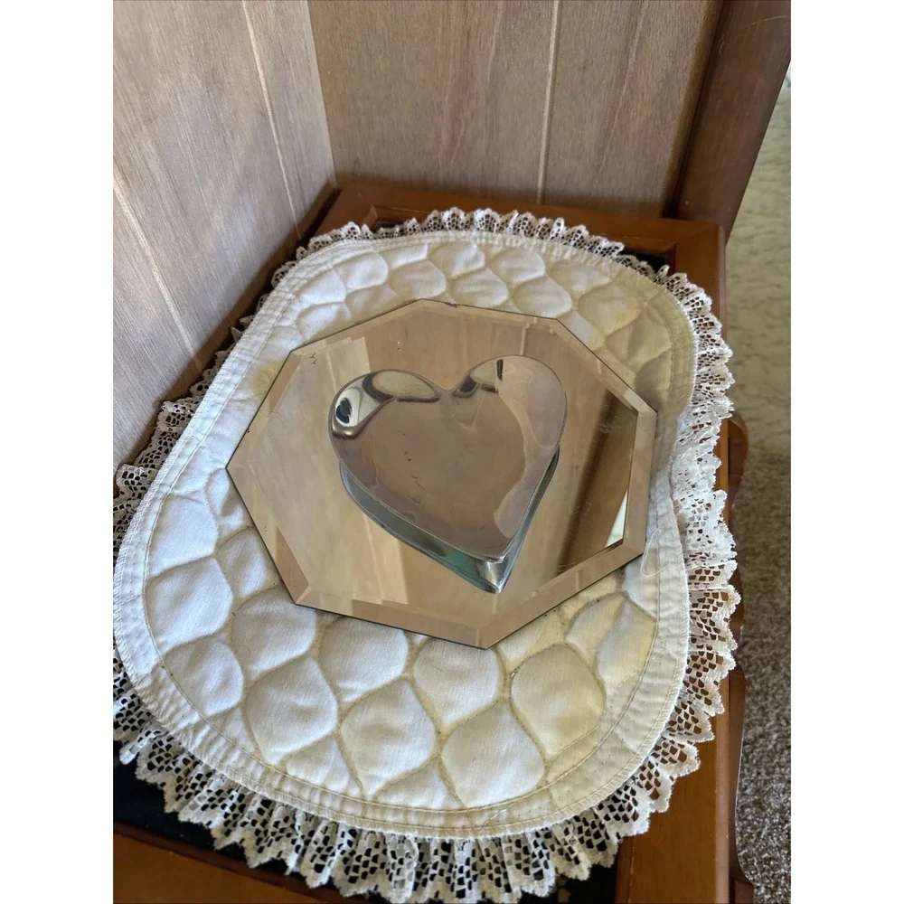Heart shaped‎ Polished metal Silver trinket Tray Or Candle Holder